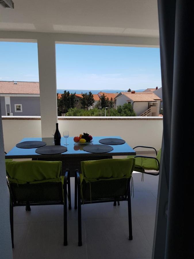 נובליה Apartments Sun Dance With Heated Pool מראה חיצוני תמונה