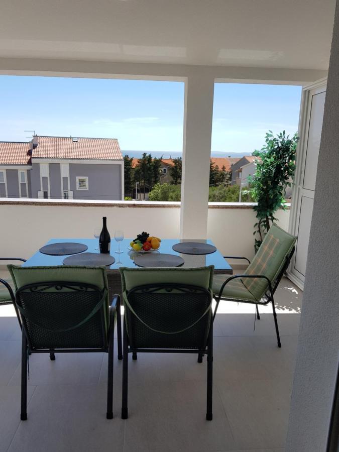 נובליה Apartments Sun Dance With Heated Pool מראה חיצוני תמונה